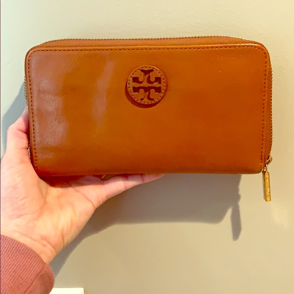 Authentic Tory Burch Wallet